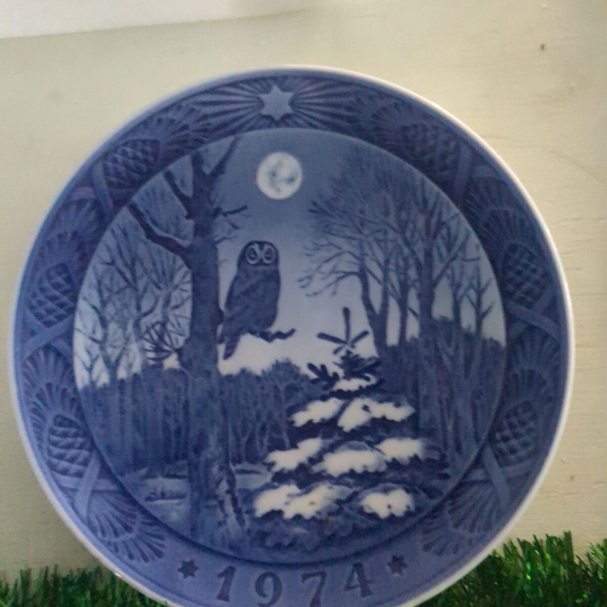1974 Royal Copenhagen Christmas plate