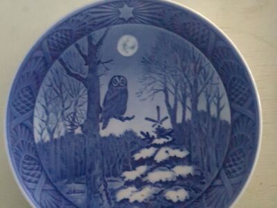 1974 Royal Copenhagen Christmas plate