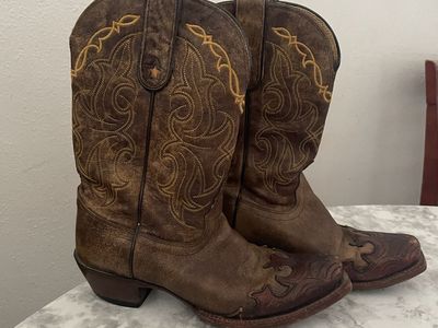 Boots Tony lama Santa Fe size 7 1/2B
