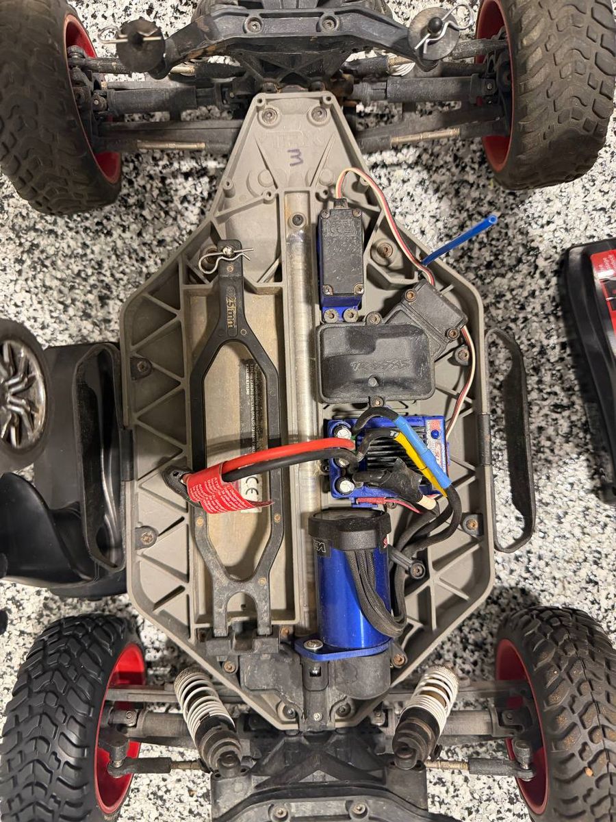Main image 6