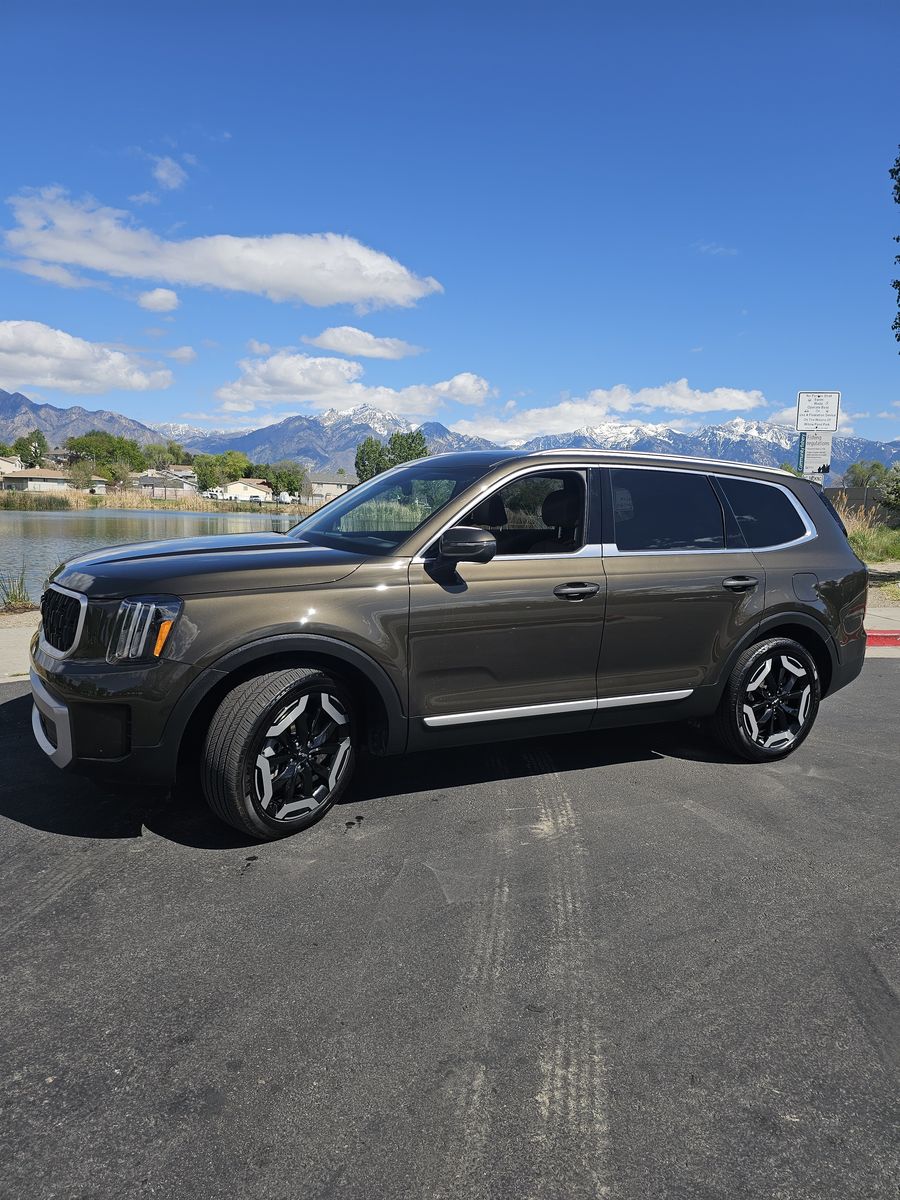 2023 Kia Telluride EX