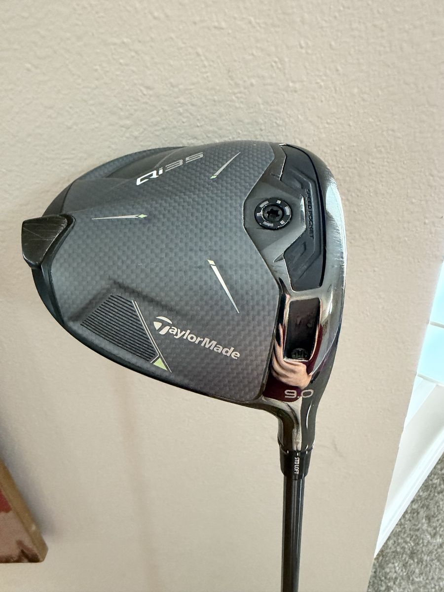 Taylormade Qi35 driver