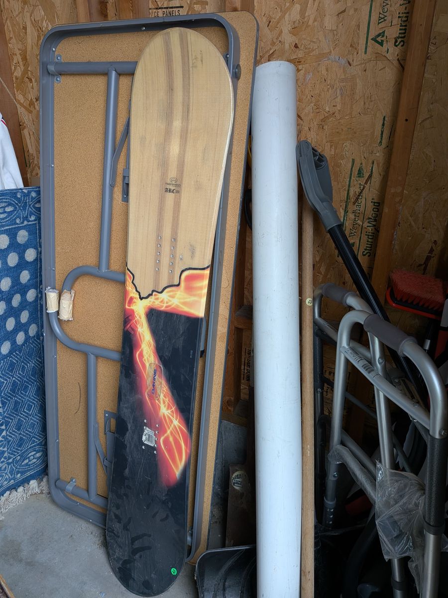 Aggression art 152 snowboard