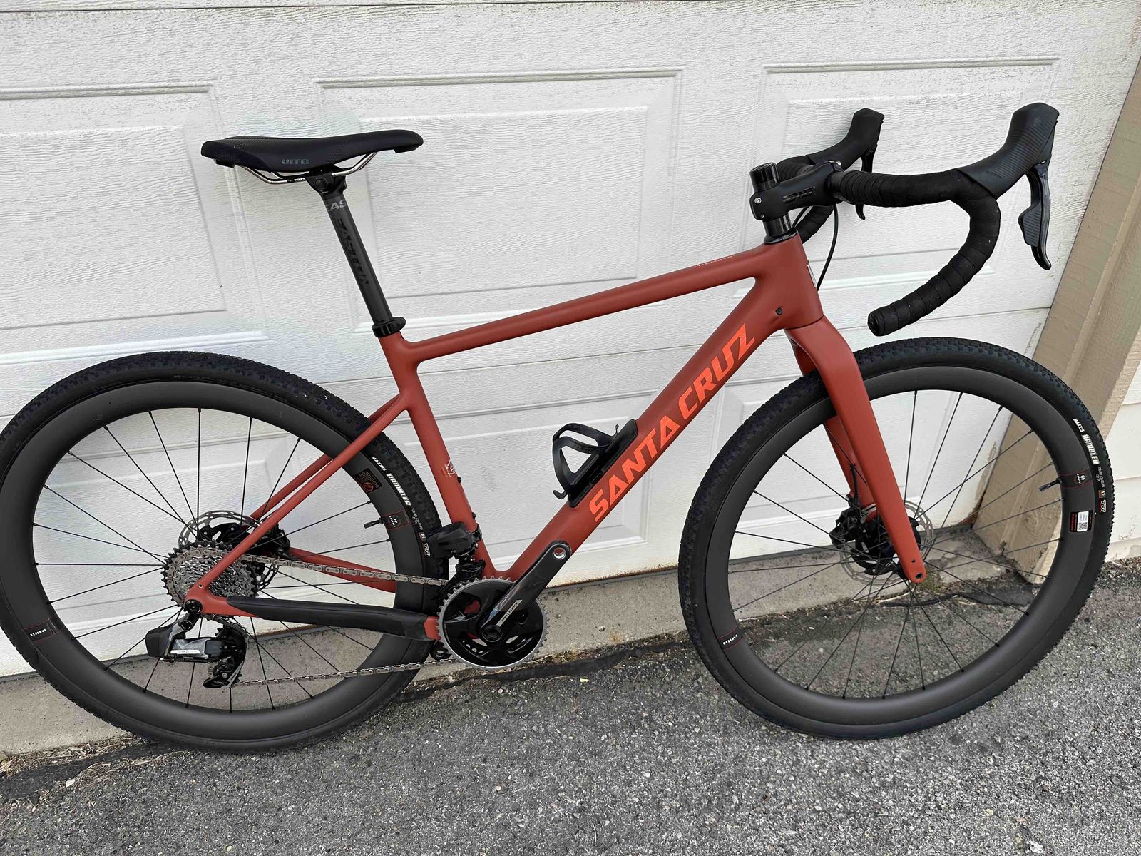 2025 Santa Cruz Stigmata Force AXS 2X gravel bike