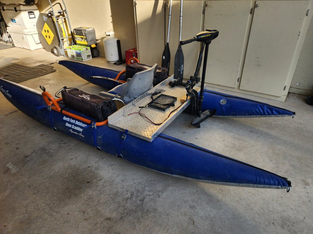 11 ft inflatable pontoon boat w/motor