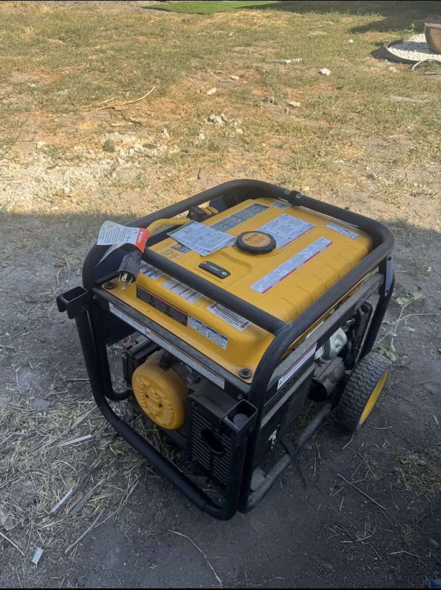 Firman T07571 9400W Peak 7500W Running Tri-Fuel Portable Generator (Gas, LPG, NG)
