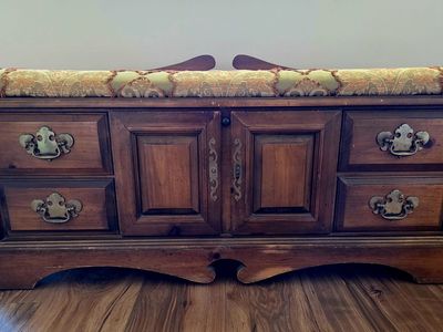 Vintage Cedar Chest with removable cushion