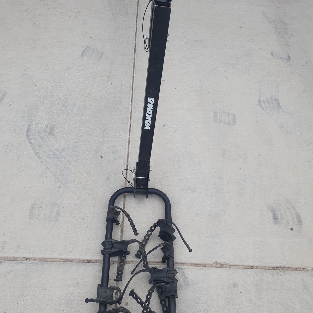 Yakima 4 Bike Hitch Mount Hanging Bike Rack