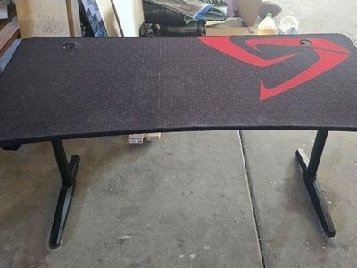 Black and Red Gaming Desk with Headphone Hook and Cup Holder