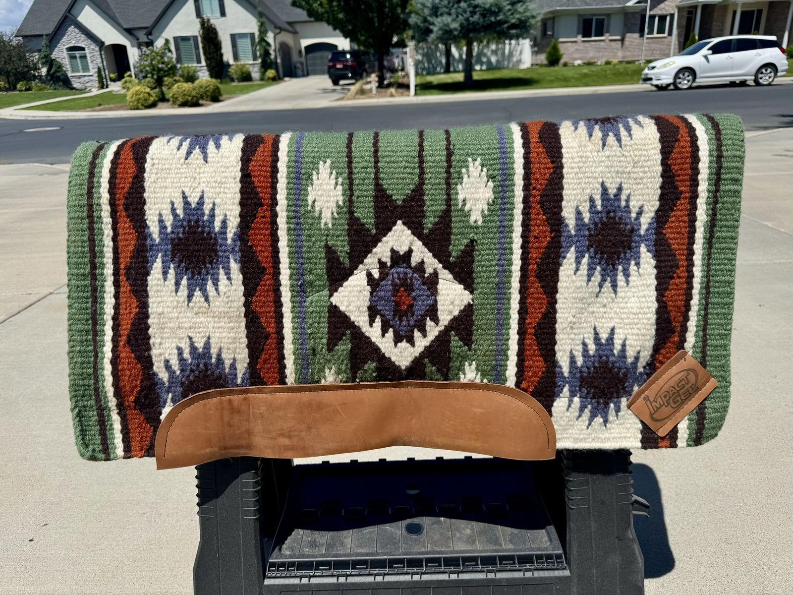 Impact Gel Woven Saddle Pad 36W 34L