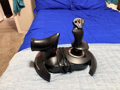 Thrustmaster Hotas one flight stick/controller