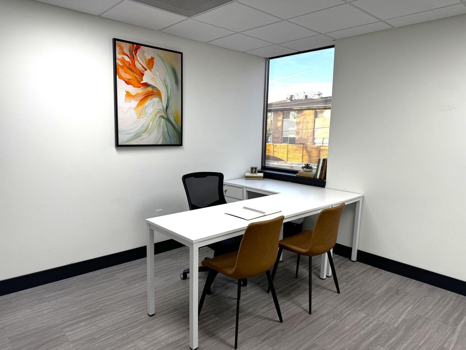 Professional Office for Counselors & Lawyers | Meet Clients Professionally