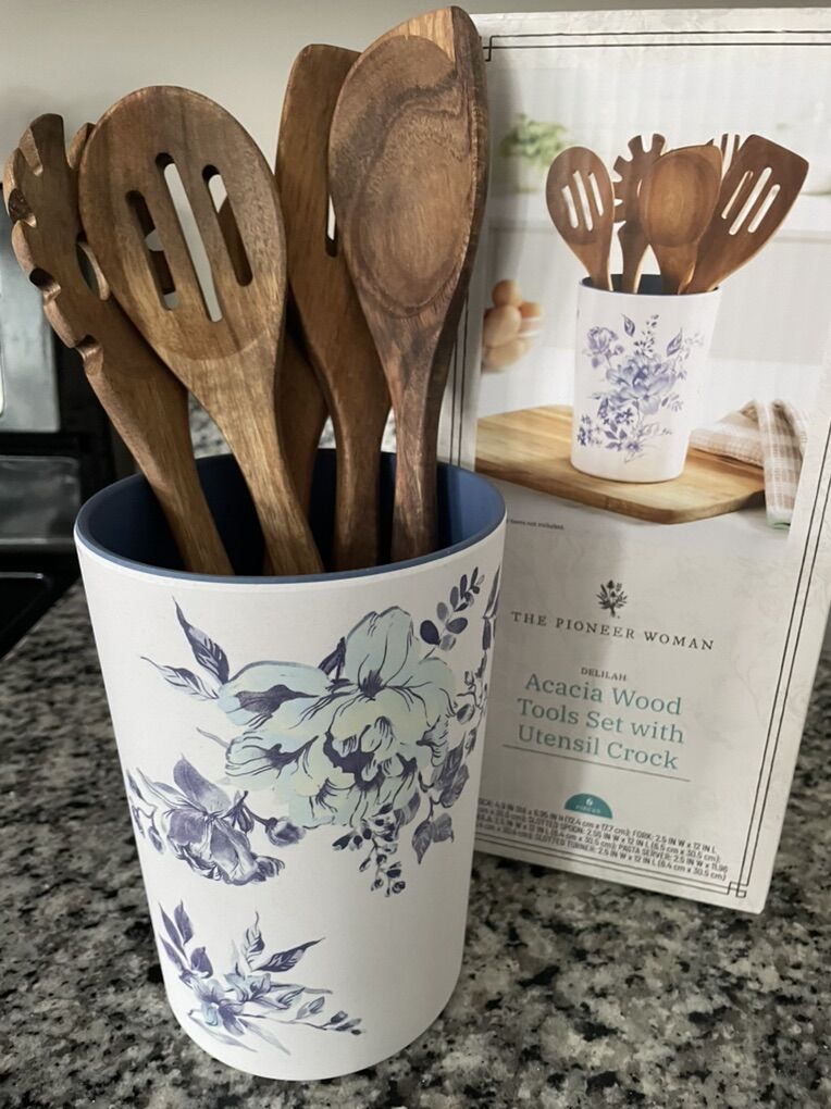 The Pioneer Woman Delilah 6 Piece Acacia Utensil