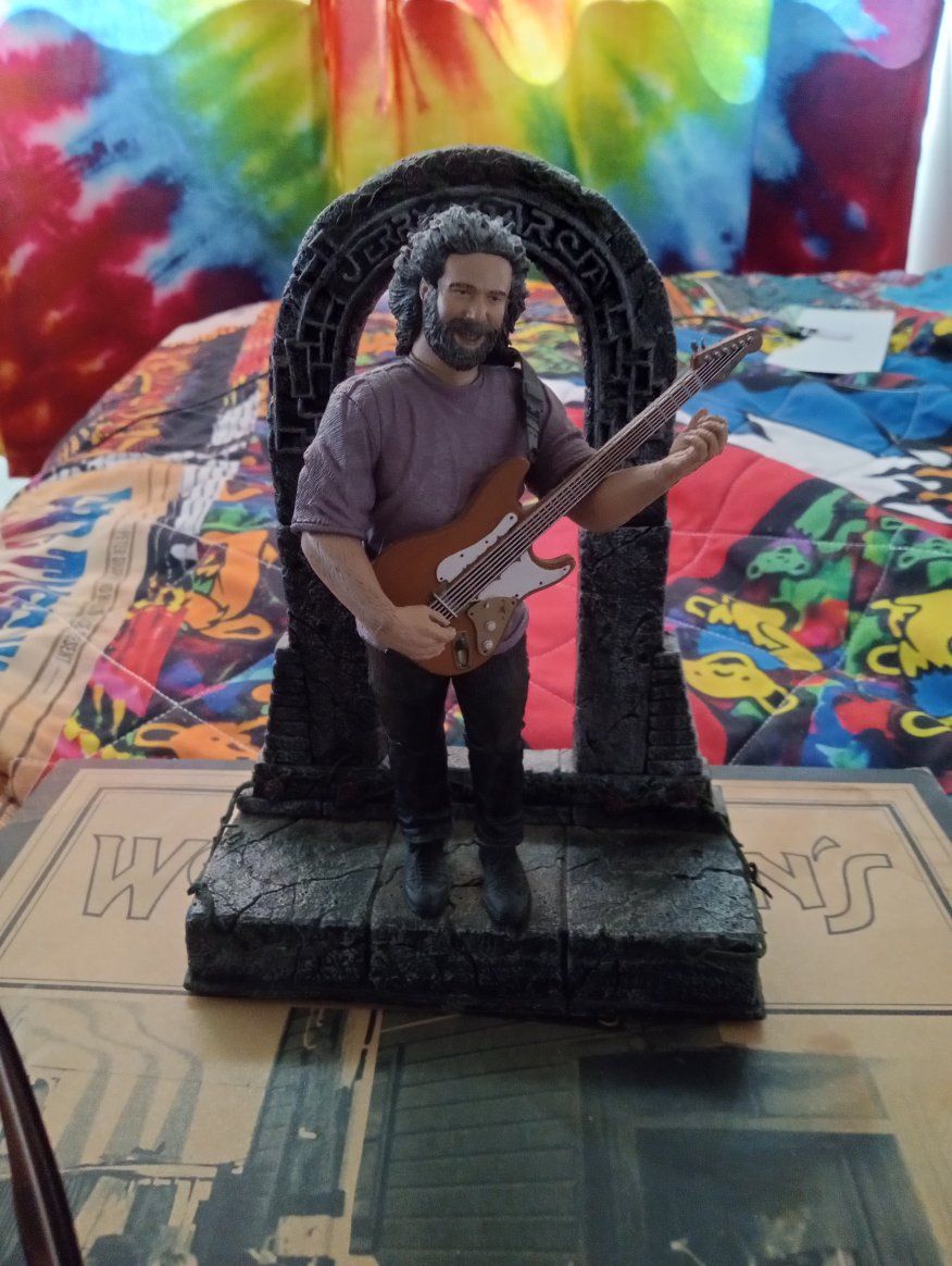 Jerry Garcia Grateful Dead Action Figure Statue Collectible with Guitar and Arch
