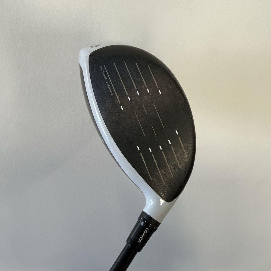 Left-handed taylormade Sim Max 2 driver