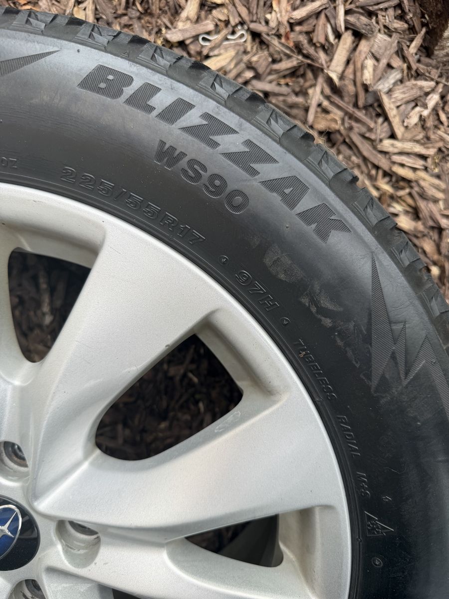 Subaru wheels and tires