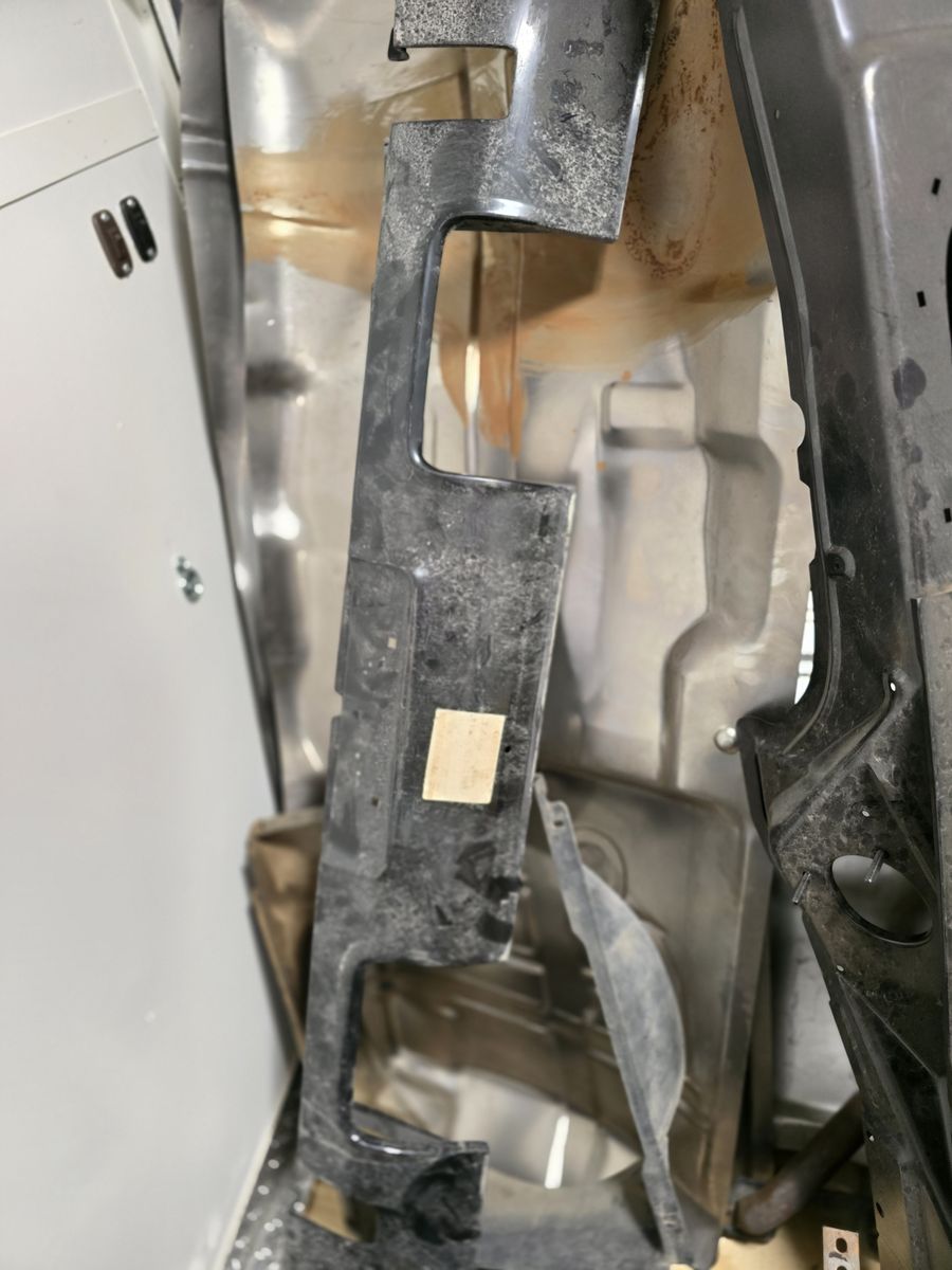 Main image 3