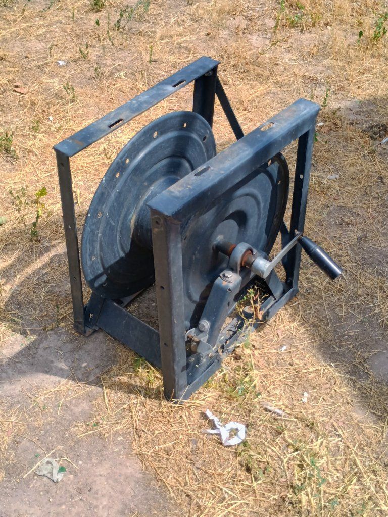 Main image 10
