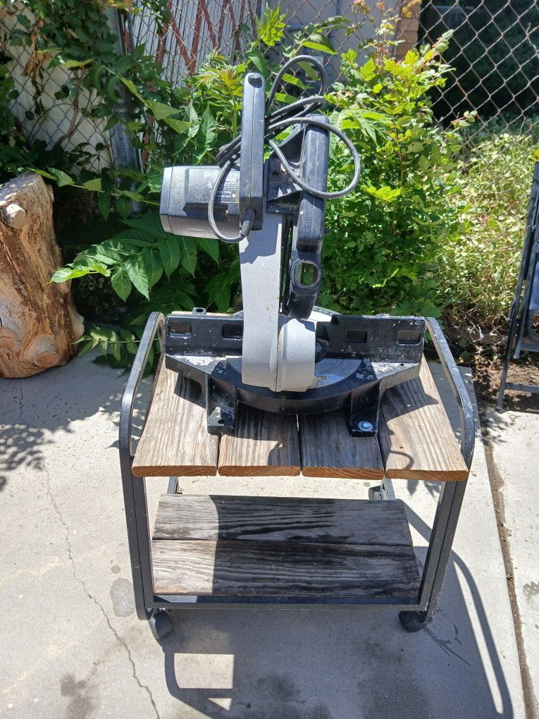 Main image 4