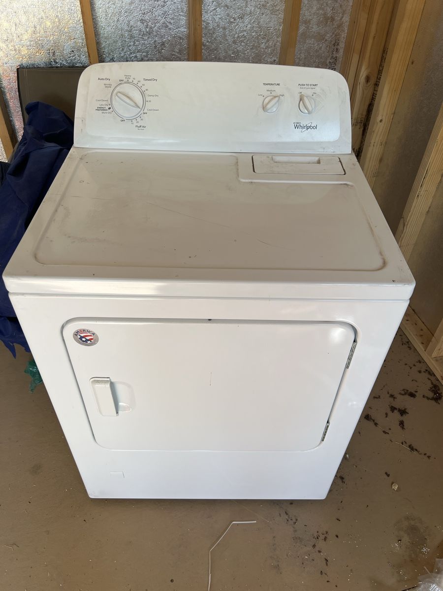 Whirlpool Gas Dryer in White - Front Loading