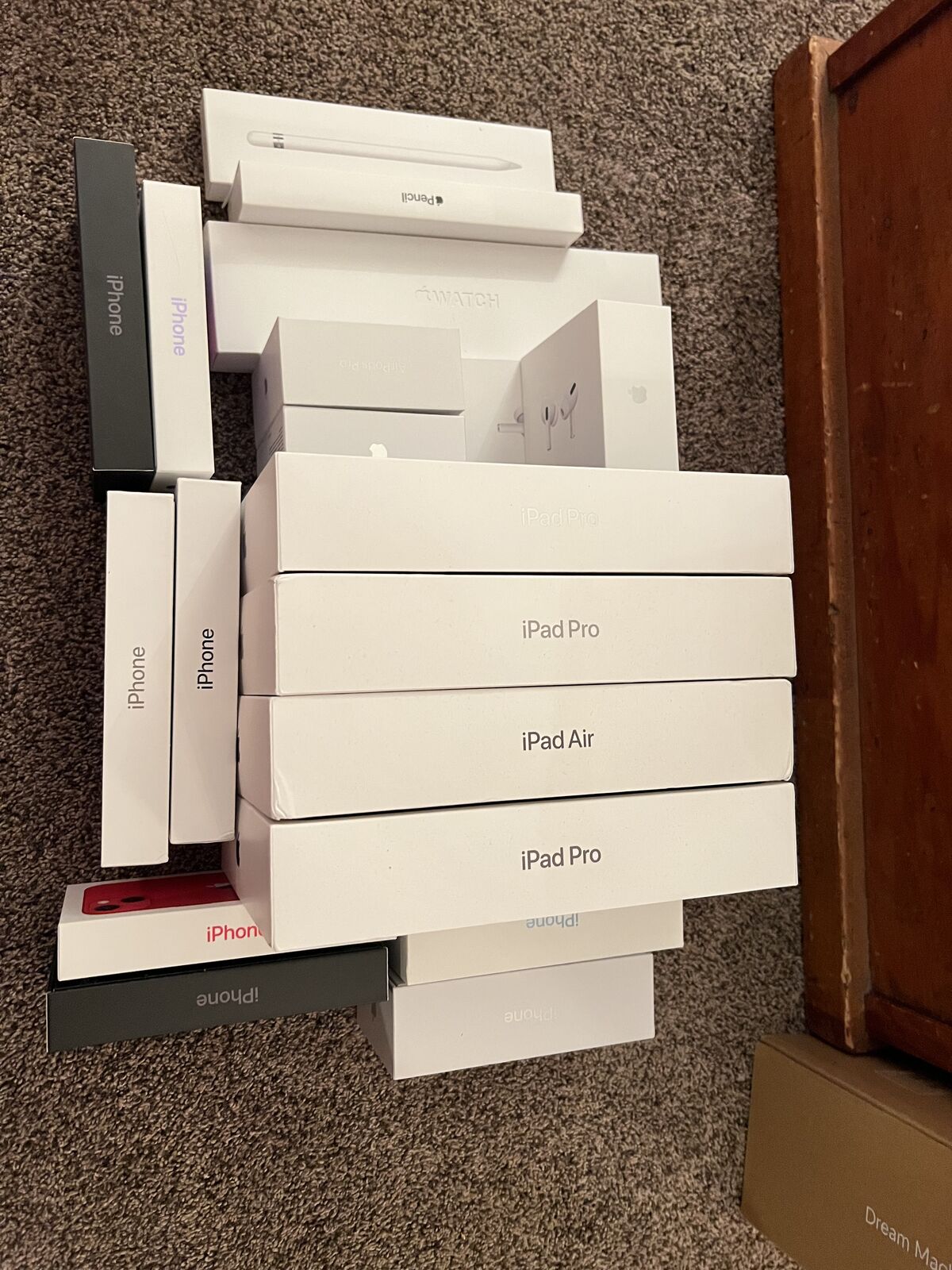 Apple boxes (EMPTY BOXES)