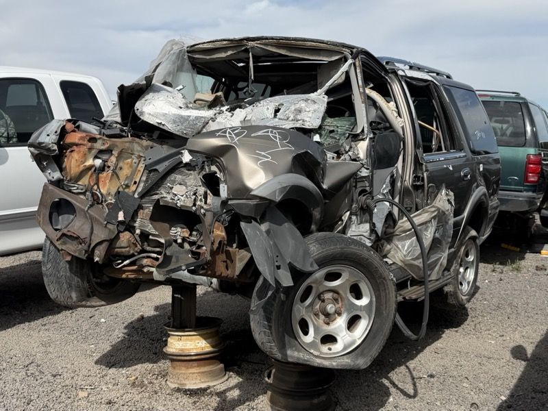 2002 Lincoln Navigator Parts