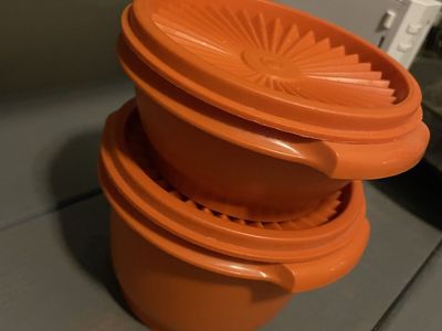 2 Matching Vintage Small Starburst Tupperware