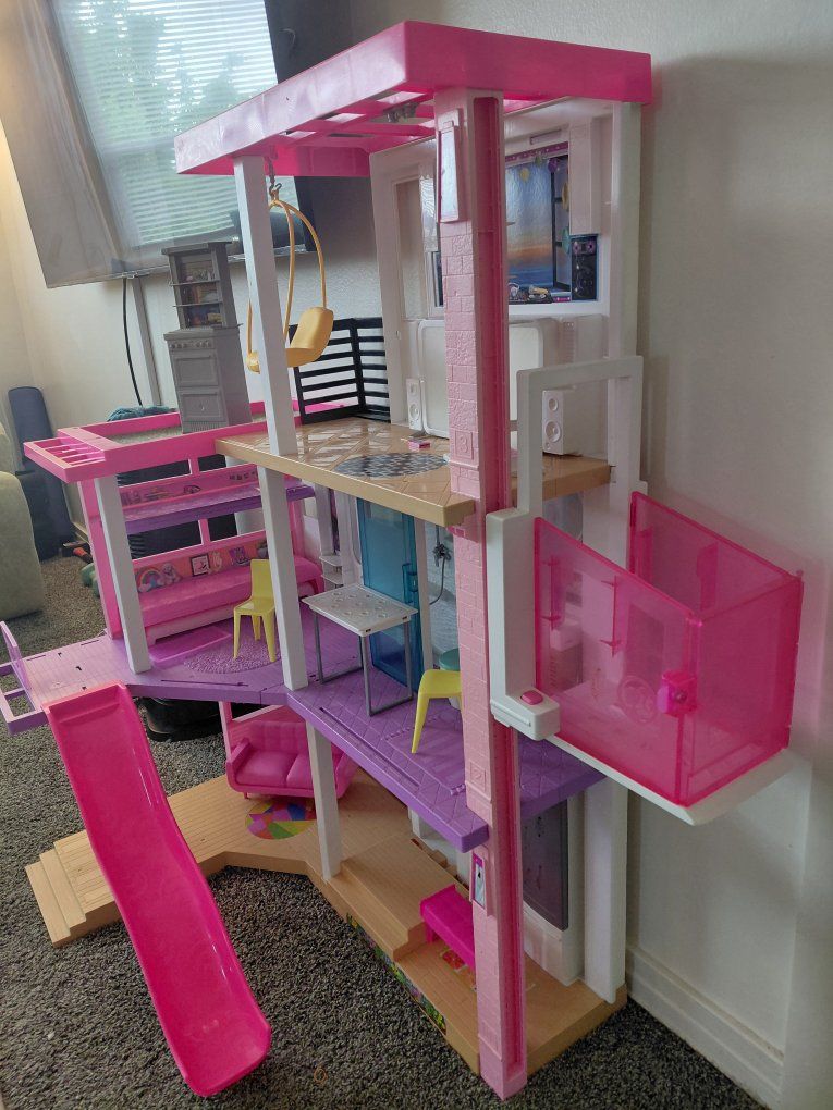 Barbie Dream House