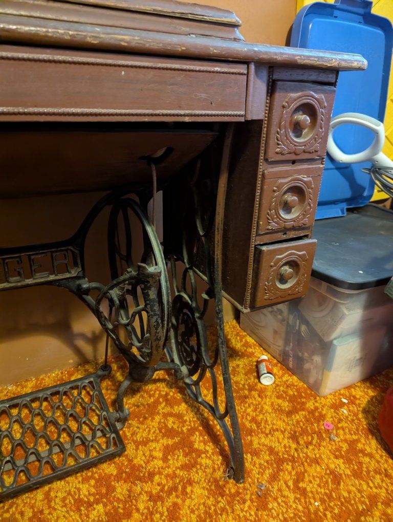 Main image 3