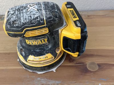 DeWALT Sander