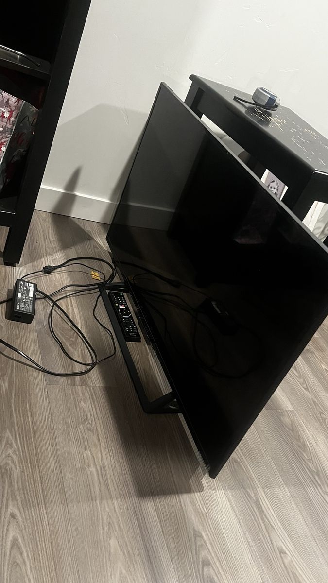 Sony 40” flat screen tv