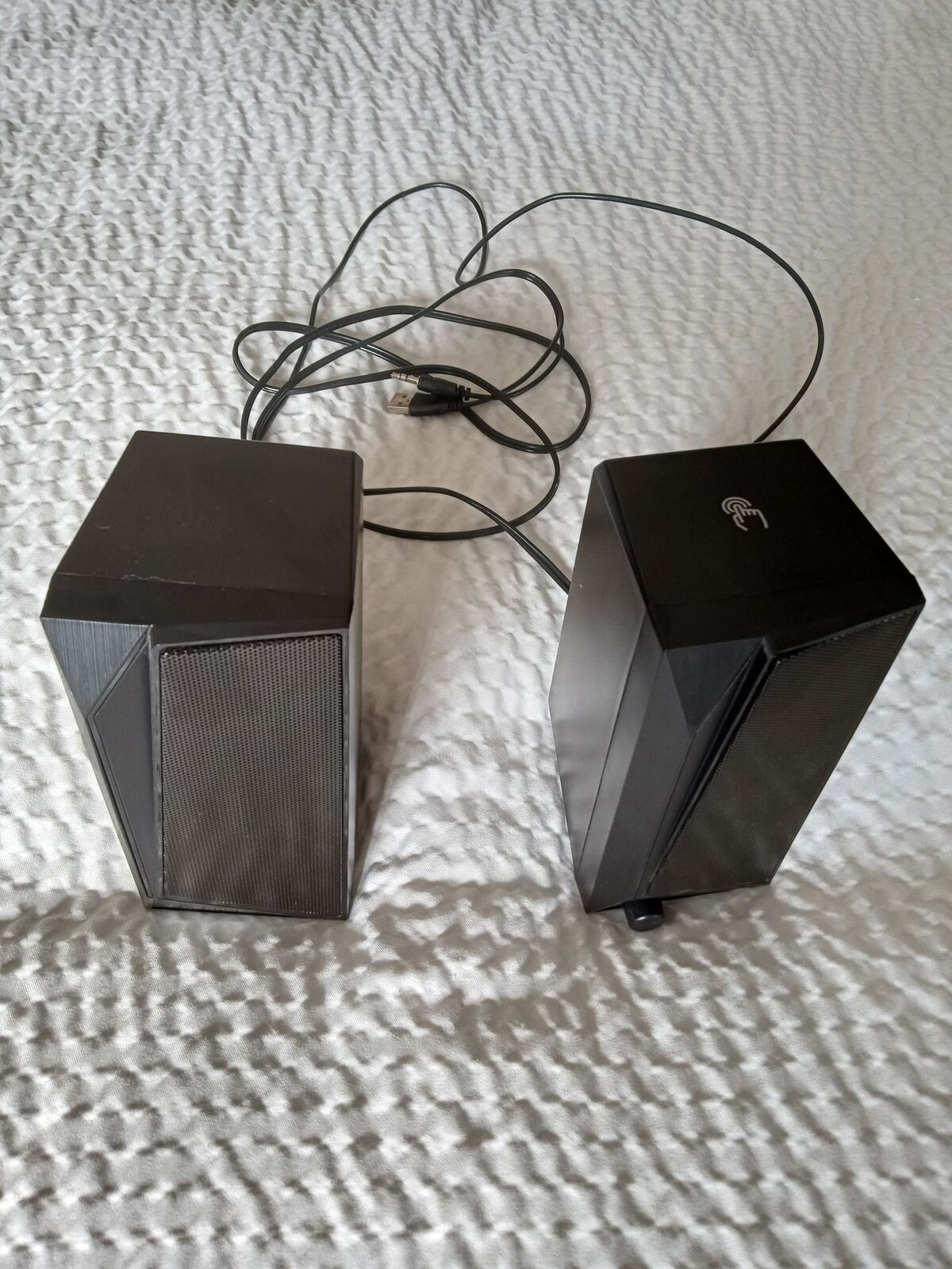 Gaming computer speakers with RGB lights