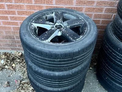 VW Jetta wheels and tires