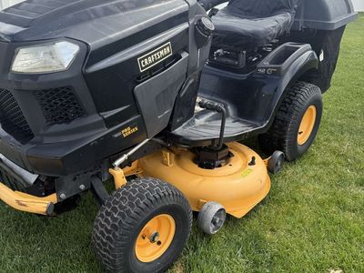 Craftsman Riding Lawnmower w/ Bagger