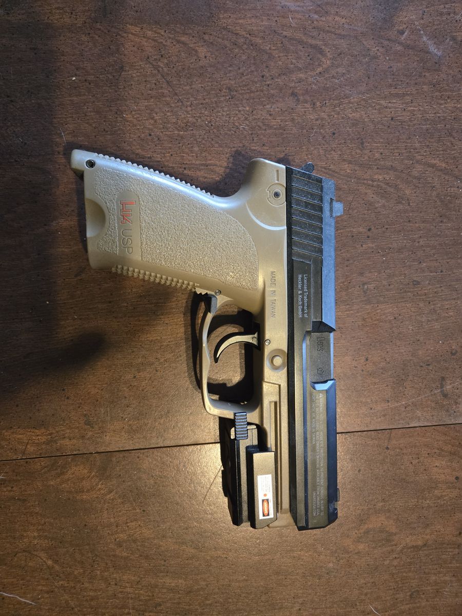 H&K USP airsoft pistol replica