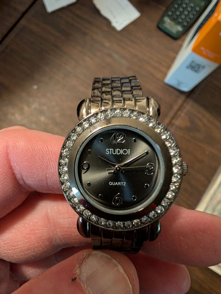 Studio Time vintage Ladies cufflinks watch with quartz movement and brand new battery in it