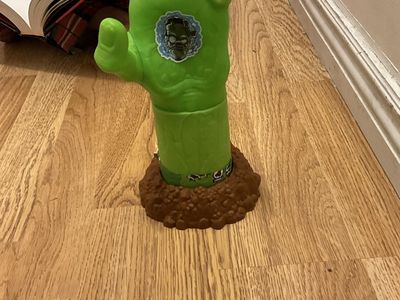 Empty zombie arm
