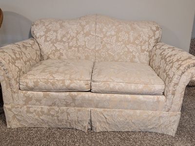 Lee Love Seat sofa couch