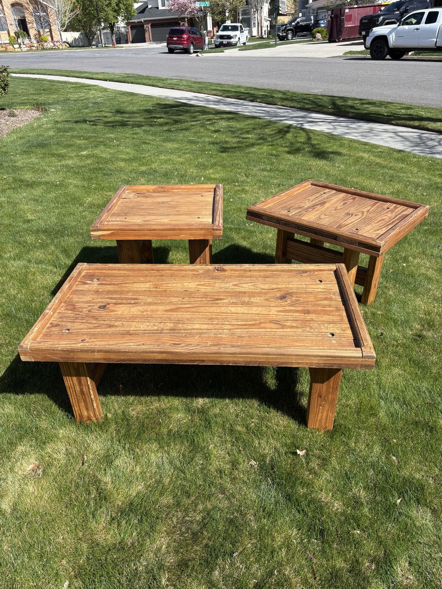 3-Piece Wood Table Set, Coffee Table + 2 End Tables