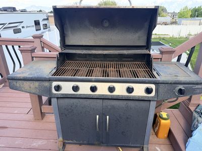 Used Outdoor Gas Grill - 6 Burner with Side Burner
