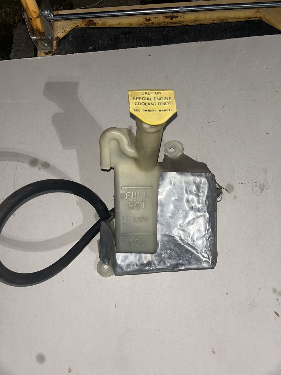 Neon srt4 coolant reservoir