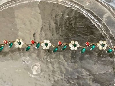 Gorgeous Petite Vintage Rhinestone Bracelet - So Dainty So Sweet For a Small Wrist - LIKE NEW - C ALL PICS