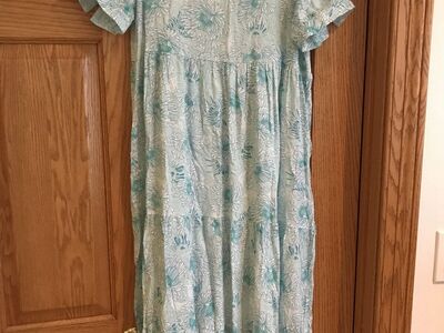 Easter Dress Beautiful Sweet Salt Drop Shoulder Tiered Dress Blue Green Size 2, New