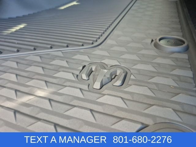 Main image 11