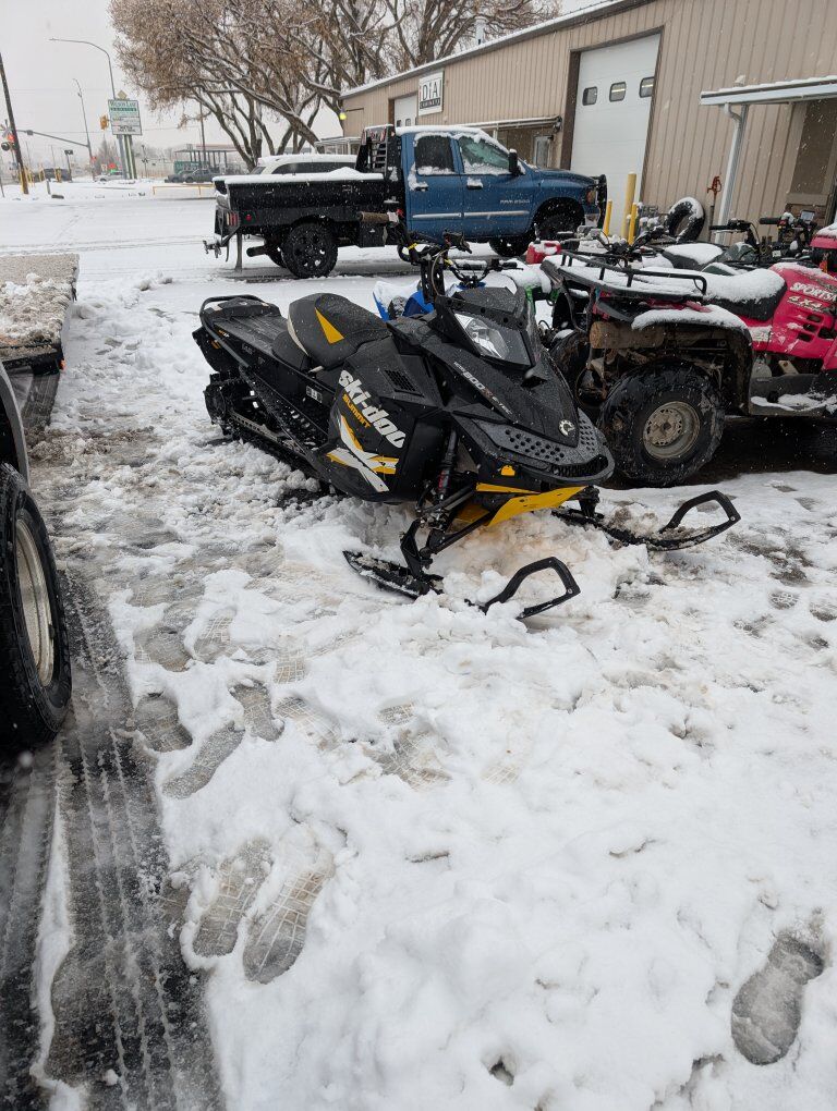 2012 Skidoo Summit X 146"