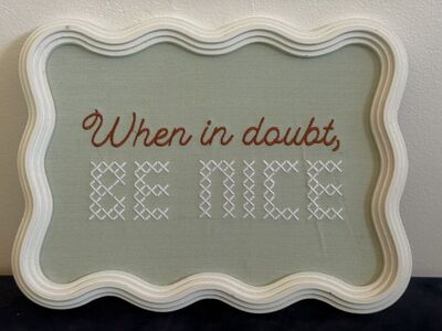 “When in doubt be nice” wall plaque decor
