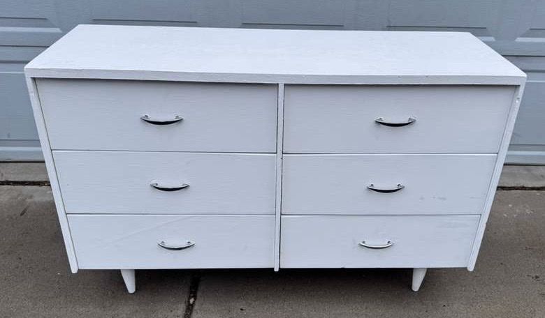 Darling Dresser