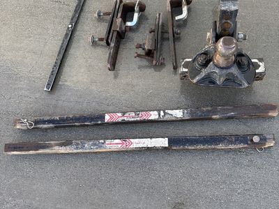 Equal-i-zer Hitch