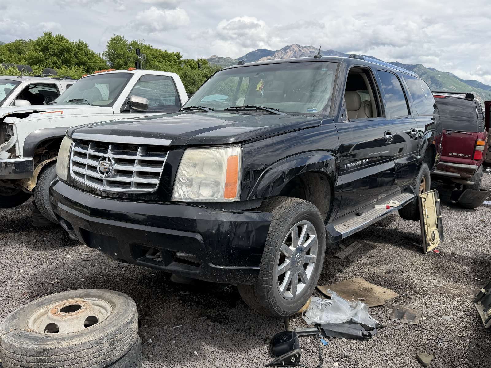 Just In! 2005 Cadillac Escalade ESV GMT800 Parts - UTPAP Ogden