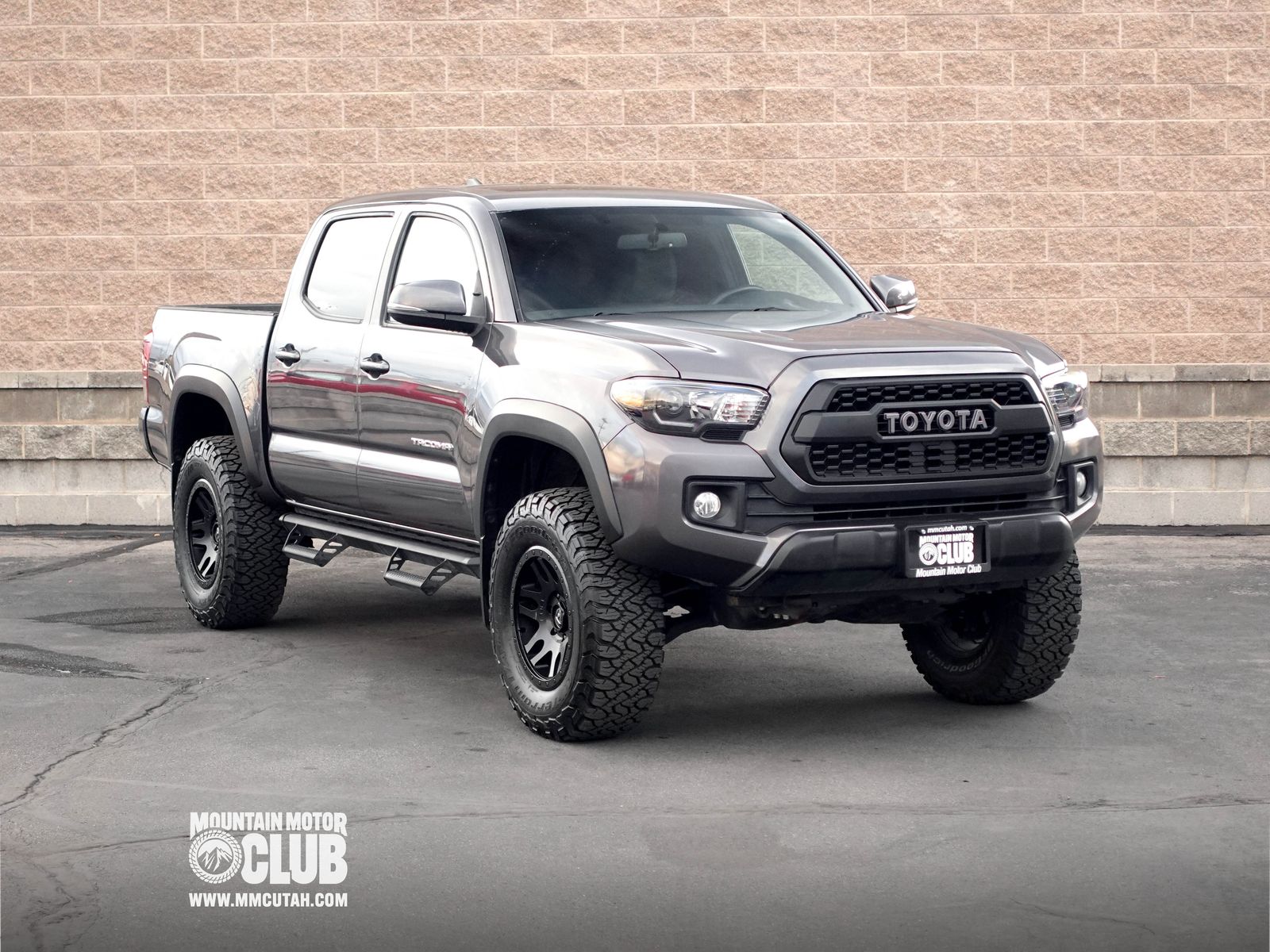 2017 TOYOTA TACOMA TRD Off-Road